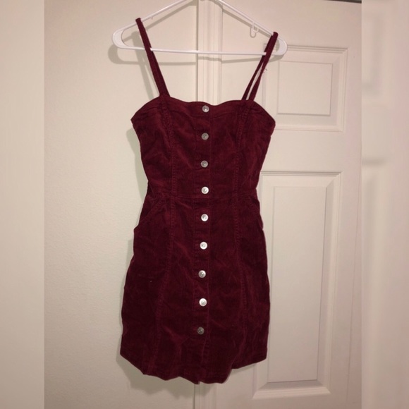 Dress - Picture 1 of 3